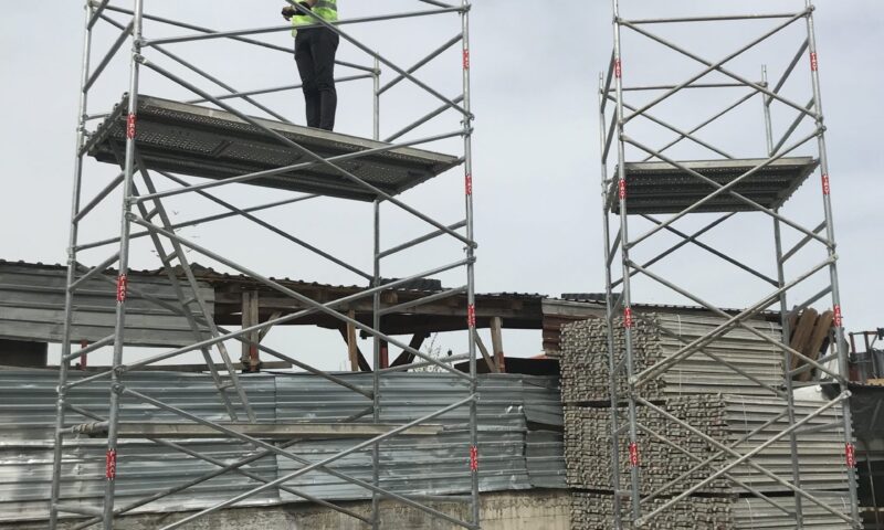 tekerlekli mobil iskele